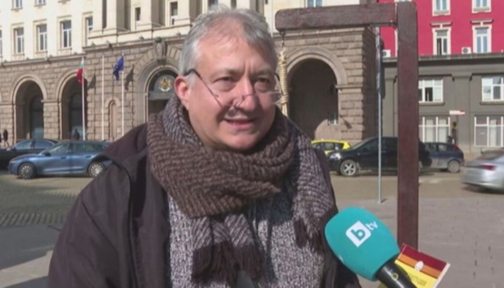 Според него в Турция не е имало земетресение, а ядрен взрив Според него в Турция не е имало земетресение, а ядрен взрив