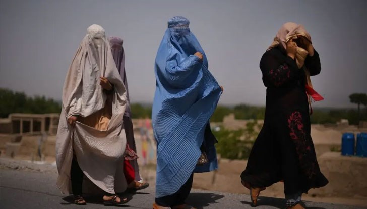 Според "Гардиън" една от 14 жени в Афганистан умира поради причини, свързани с бременността