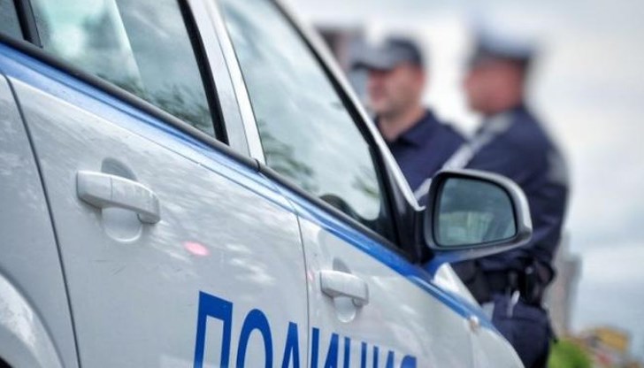 Мъж на 39 години е задържан след гонка с полицията в района на Тутракан Мъж на 39 години е задържан след гонка с полицията в района на Тутракан