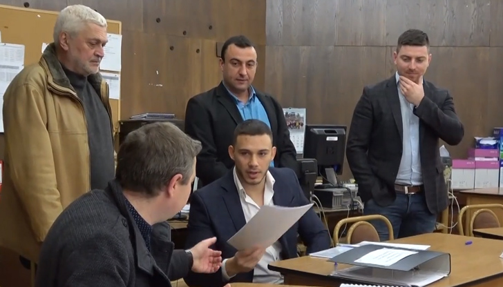 Водач е Десислава Атанасова, а втори в листата за Русе