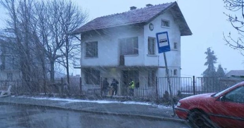 По него има видими следи от насилиеНамериха тялото на 51-годишен