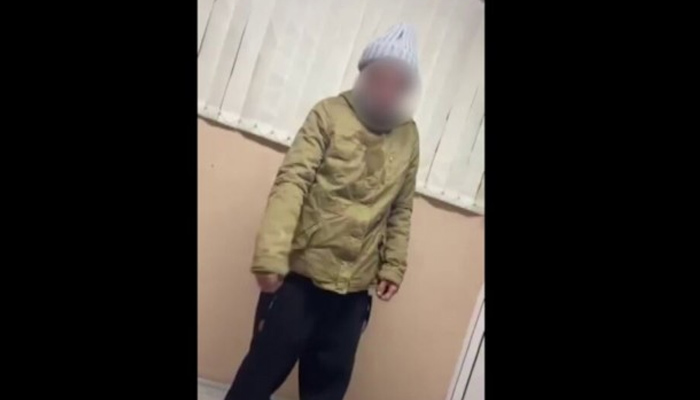 14-годишното момче с нож е с порезни рани по лицетоПсихично