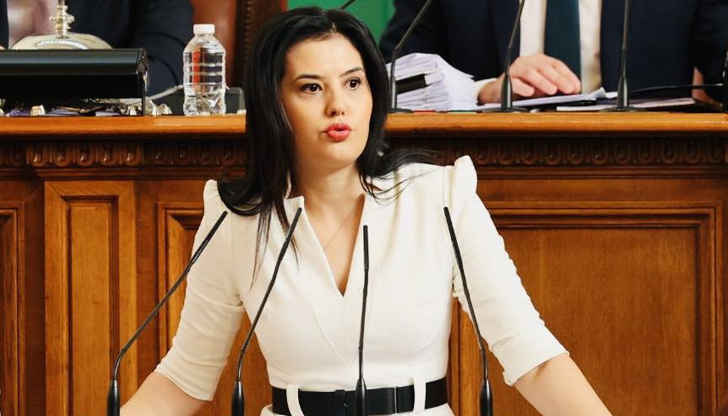 За действието на ДАНС съобщи във Фейсбук профила си депутатът