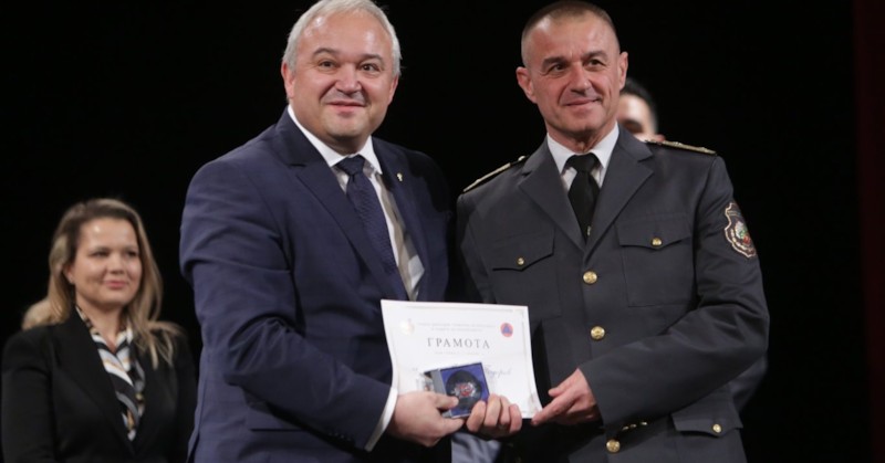 Да си пожарникар, не е просто професия, а призвание, заяви