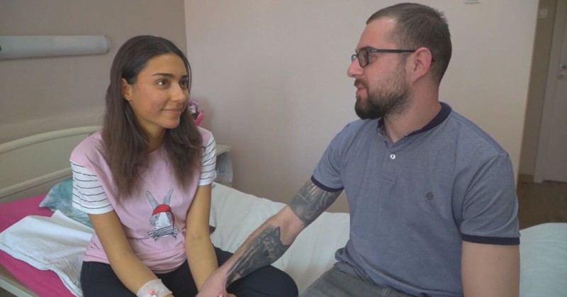 19-годишната студентка вече е в клиника в ТурцияПредстоят решаващи дни