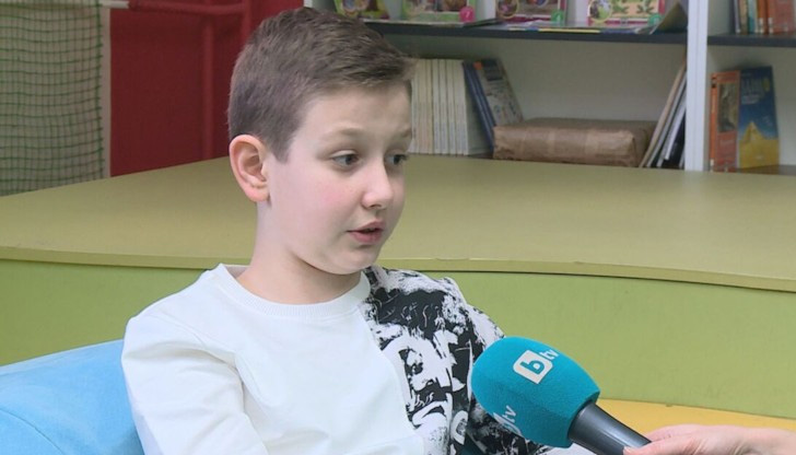 Момчето е родено в България, а родителите му са македонциТой