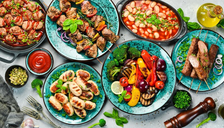 Месни Заговезни е!На 19 февруари е Месни Заговезни или Неделя