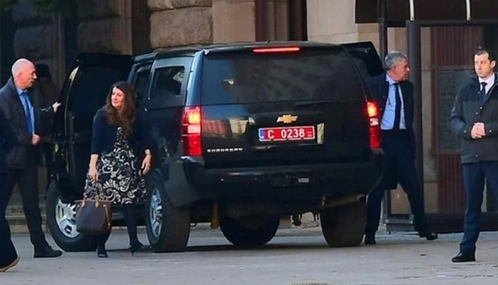 Херо Мустафа е посетила изненадващо президентството на Дондуков 2 днес