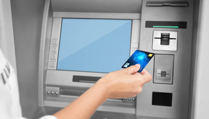 Поскъпването на услугите е заради увеличаващите се разходи на банките,