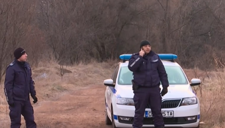 18 бежанци сред тях и деца от Афганистан бяха открити