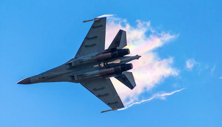 Изтребителите останали в района за около 30 минути, след което