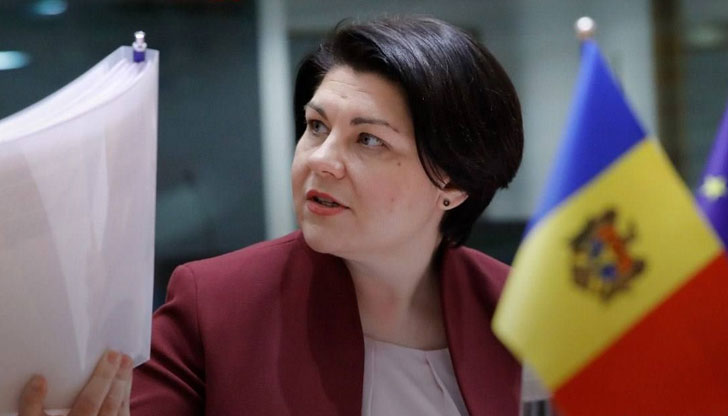 Тя е следствие на поредицата от кризи, обхванали малката държава,