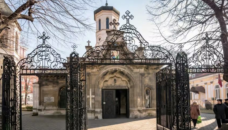 Храмът Св. Троица“ е най-старият в градаТой е издигнат върху