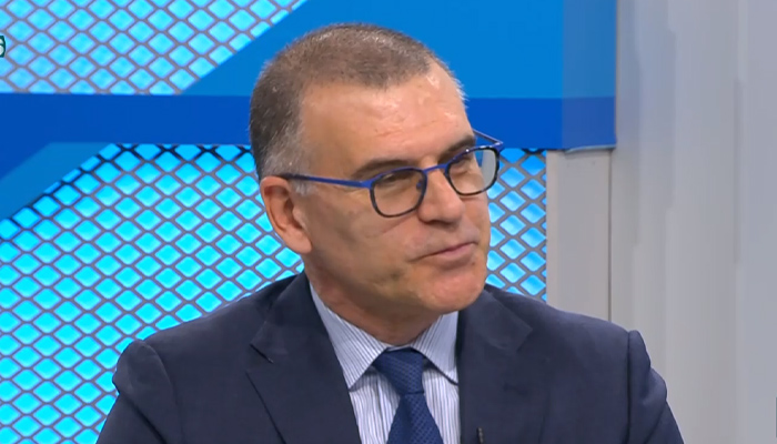 До края на този месец и началото на март служебният