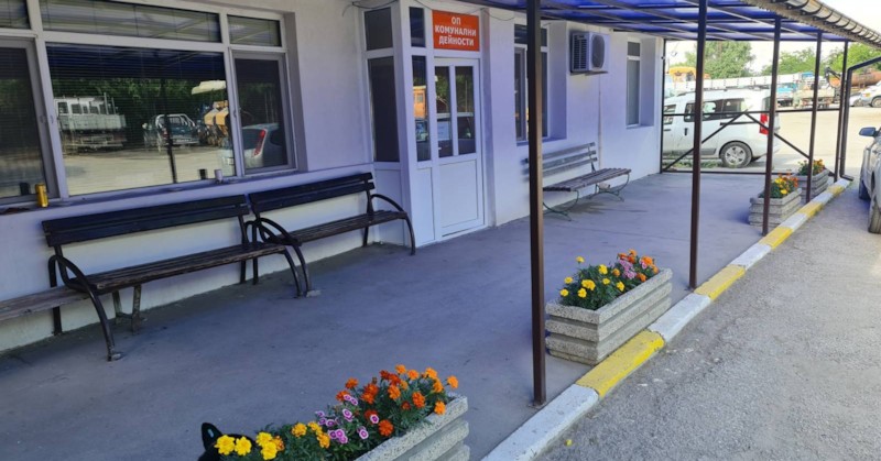 Събраната сума е преведена по дарителската сметка на БЧКСлужители на