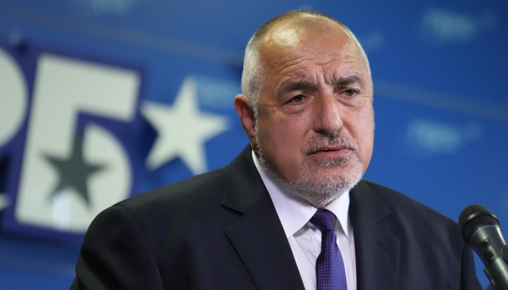 По думите му виновниците не са в президентството, а пред