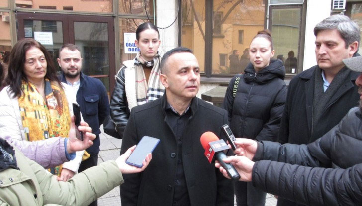 В листата влизат предимно млади хора, а очакванията са за