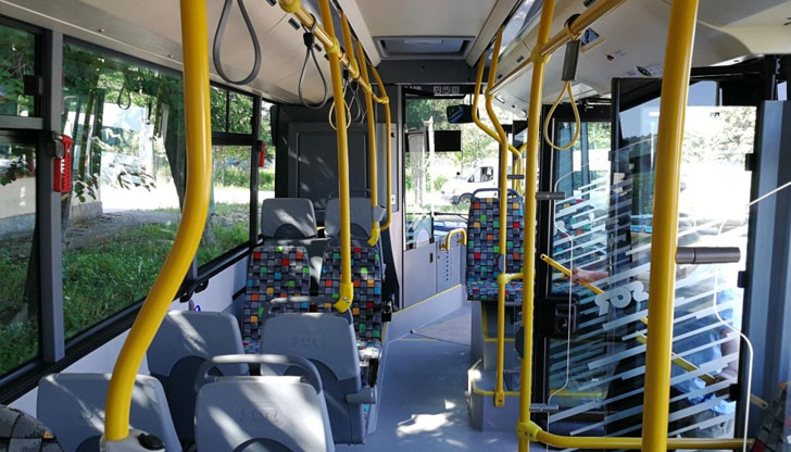 В Несебър родители излязоха на протест, кметове се крият, а