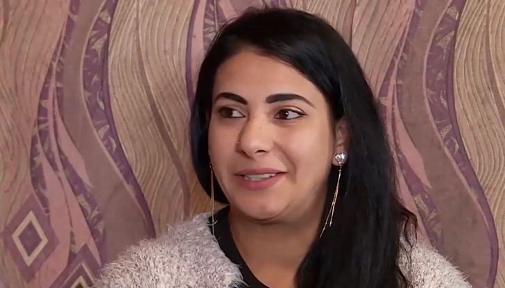 Двете майки на разменените бебета поддържат комуникация и постоянно си