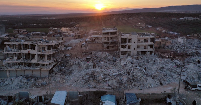 От понеделник представители на сирийските власти призовават международната общност да