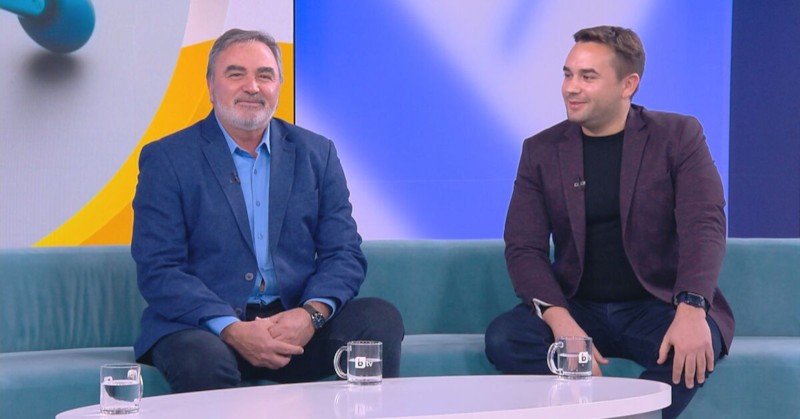 Баща и син бяха обявени за лекар на годината и