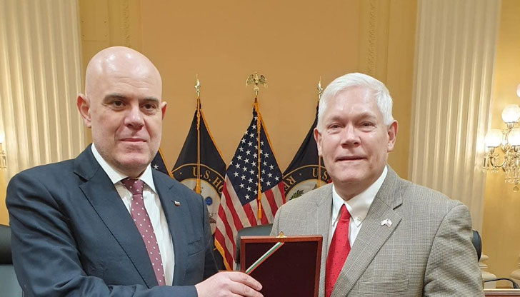 Българският главен прокурор се хвали във Вашингтон с дела и