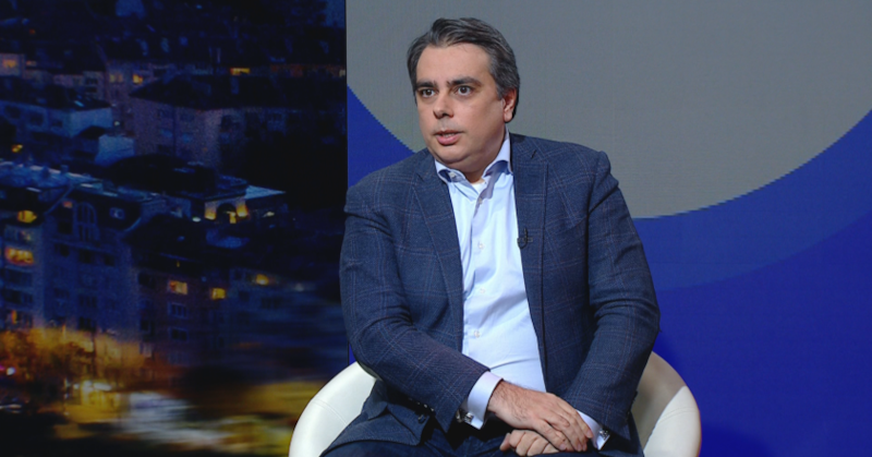 Според Василев инфлацията започва да намаляваСлужебният кабинет трябва да поиска