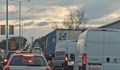 Авария спря трафика на камиони на Дунав мост