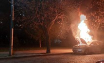 Кола избухна в пламъци в Пловдив