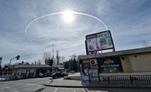 Странни кръгове в небето уплашиха хората в Хасково