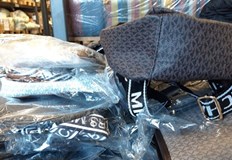 Стоките са хванати при три проверки81 552 артикула по голяма част