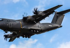 Двама пилоти са загиналиДва учебни военни самолета се сблъскаха по