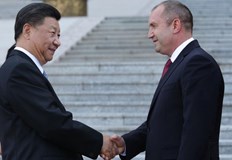 Цзинпин започна трети 5 годишен мандатОтношенията между България и Китай да
