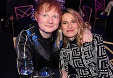 Певецът споделя в Инстаграм че психичното му състояние е сериозно