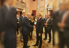 Представители на Областната администрация положиха цветя пред паметника на ШипкаОбластният