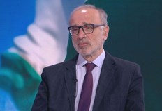 Историкът обясни че младите хора чуват различни неща за 3 ти