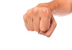 Момчето твърди че е било пребито от бащата на неговата