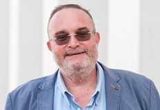 За това съобщи самият Левашки в социалната мрежаИзвестният пловдивски адвокатСтефан