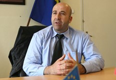 Който е министър той си поръчва сантиметрите каза шефът на