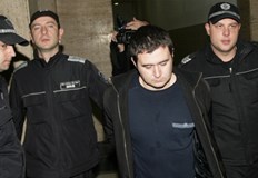 Илиян Тодоров извърши двойното убийство на 18 април 2009 годинаОсъденият
