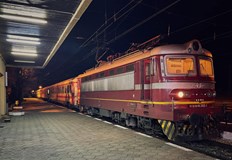 За инцидента потвърдиха от НКЖИБой между двама машинисти и началник