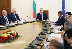 Нито публичността се подобри особено нито експертното управление на публичните