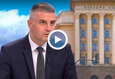 Самото говорене за фалит е лош сигнал за инвеститорите каза