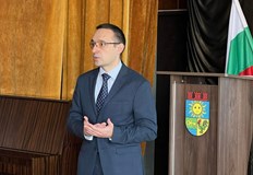 Предвиждат да се изпрати храна вода и 418 палатки които