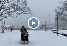 Има предупреждения за трудности при пътуване и прекъсвания в електрозахранванетоДесетки