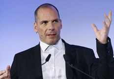 Янис Варуфакис е със счупен носБившият гръцки финансов министър от