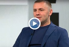 Няма нищо общо между моята песен Депутатът Христо и тази