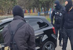 В момента се извършват претърсвания на адресиПри спецакция на полицията