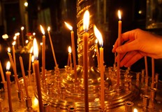 Името Алекси се приема като кратка форма на гръцкото име