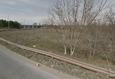 По пътя за Червена вода и Кубрат пък са поставени